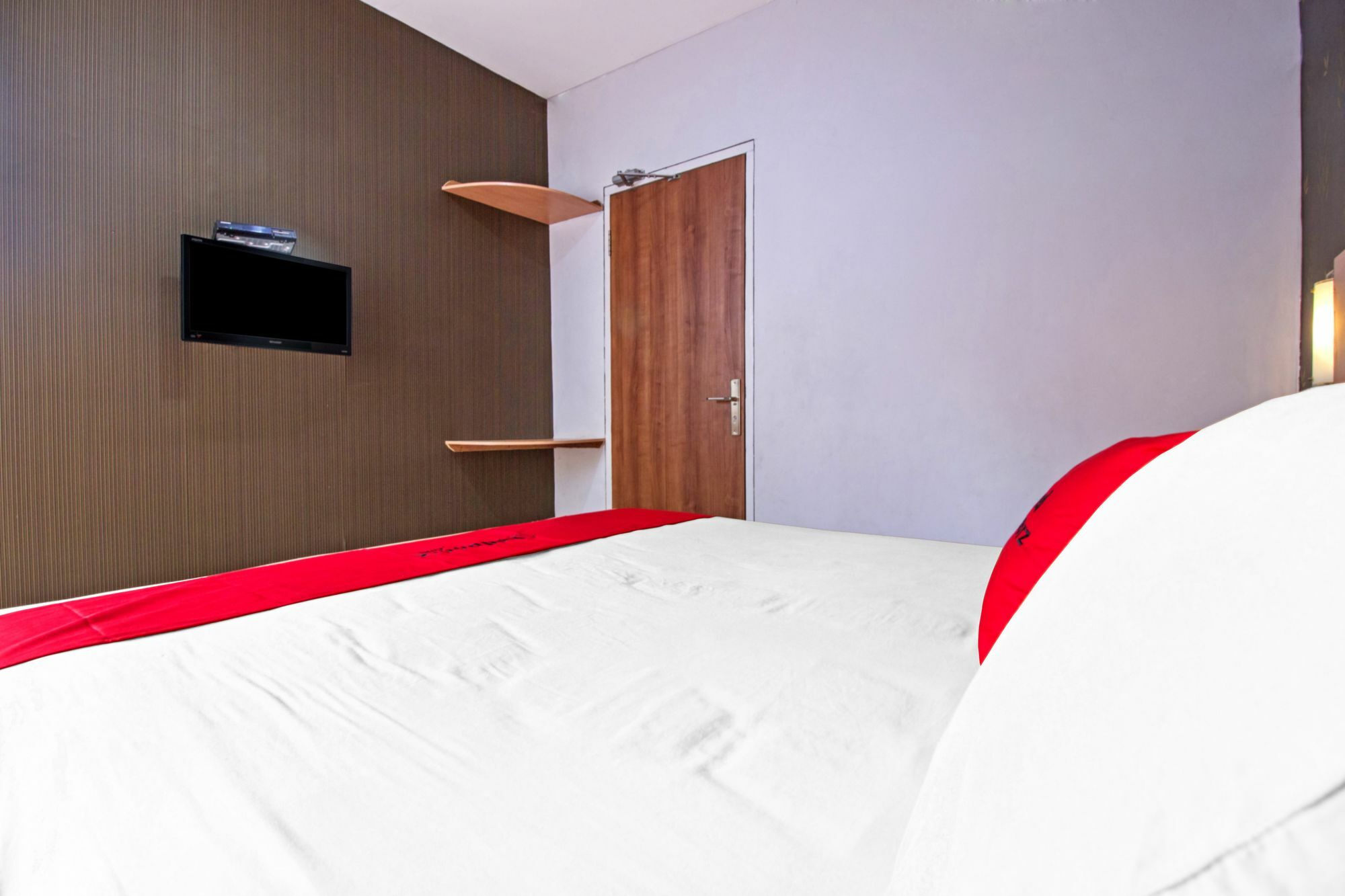 Reddoorz Syariah Near Btc Fashion Mall Bandung Ngoại thất bức ảnh