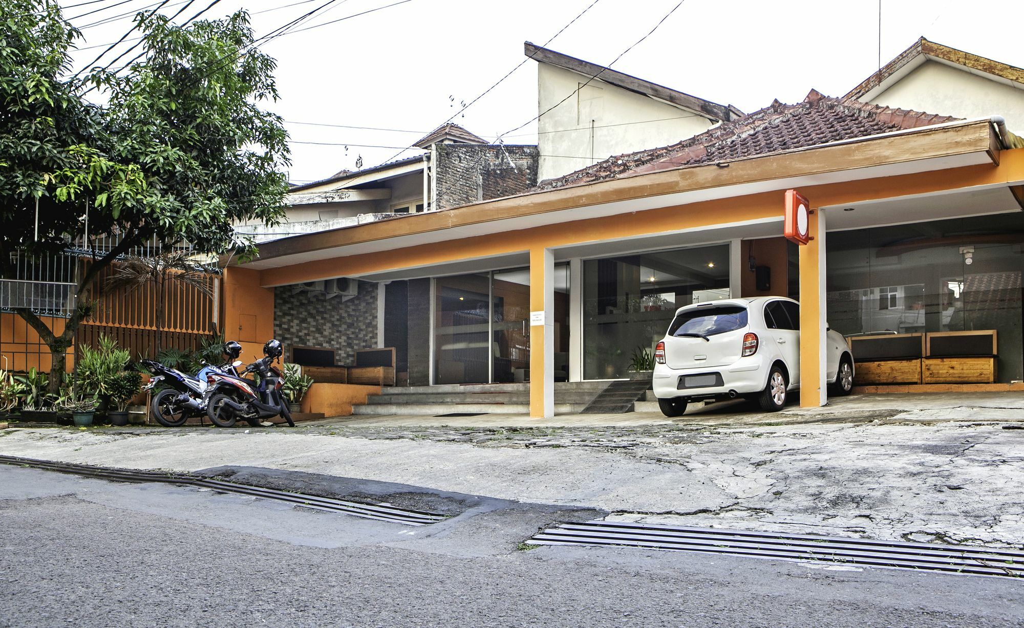 Reddoorz Syariah Near Btc Fashion Mall Bandung Ngoại thất bức ảnh