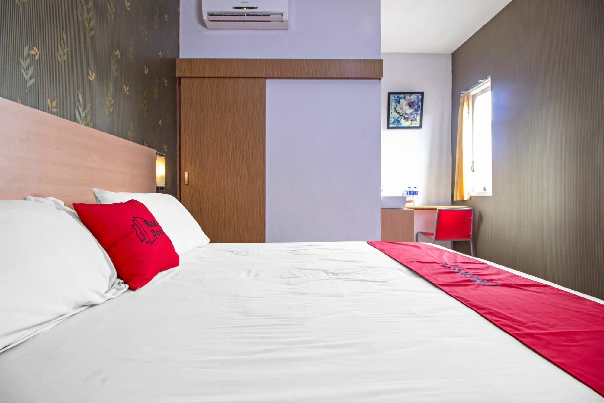 Reddoorz Syariah Near Btc Fashion Mall Bandung Ngoại thất bức ảnh